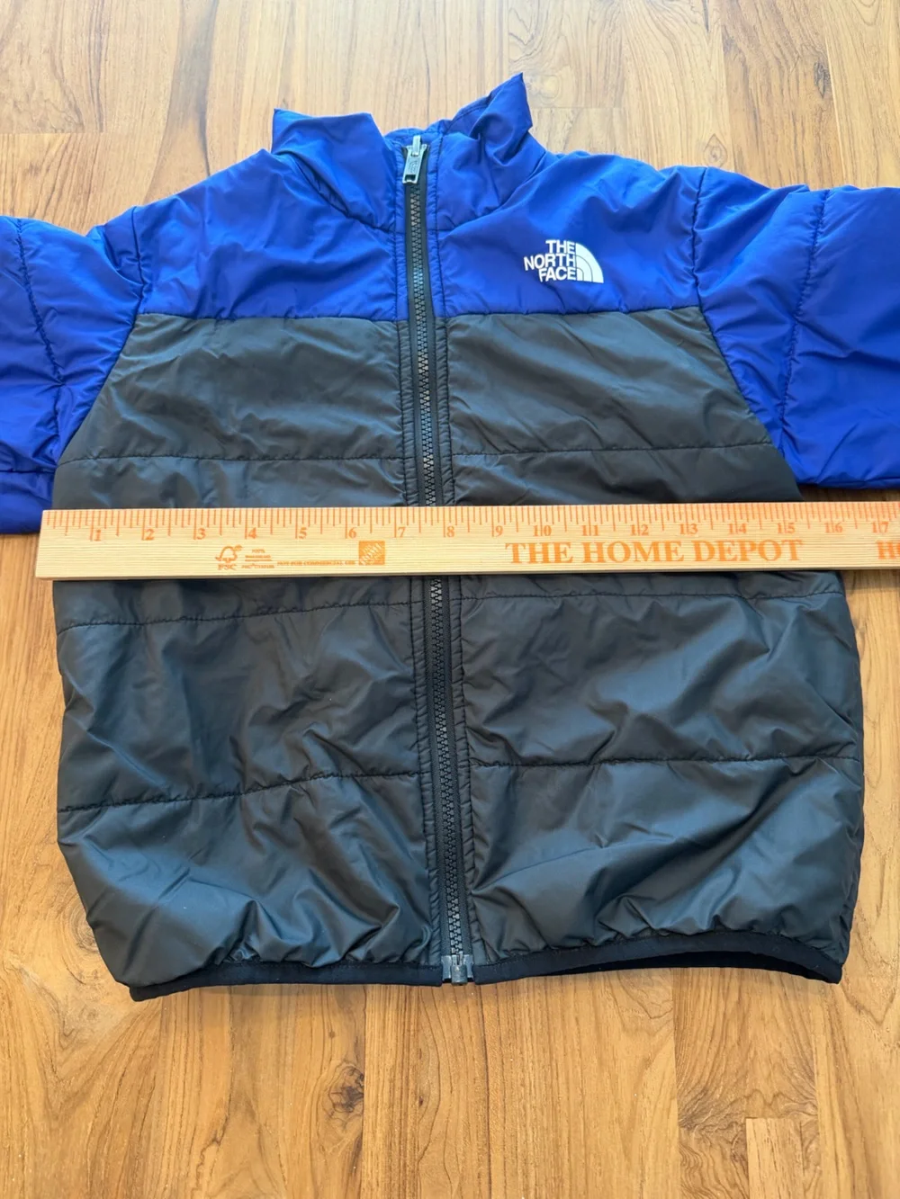 North Face Jacket/Coat Boy’s 7/8 Black & Blue
